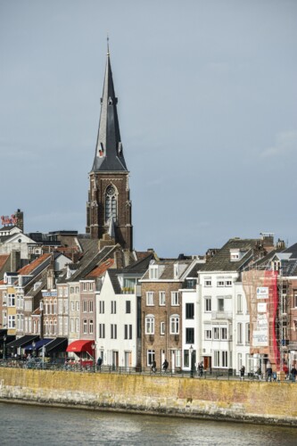 Uitzicht op maas Maastricht