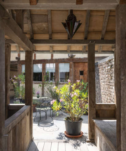 Entree van woning, hout en vakwerk