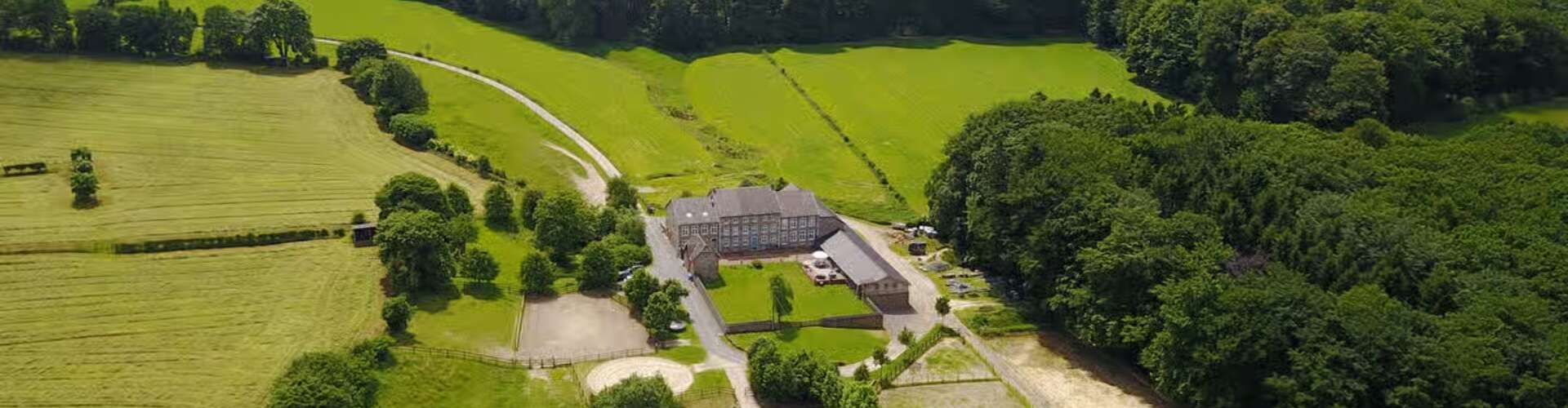 Landgoed gelegen in het landschap van de Belgische Ardennen